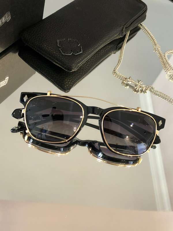 Picture of Chrome Hearts Sunglasses _SKUfw52080541fw